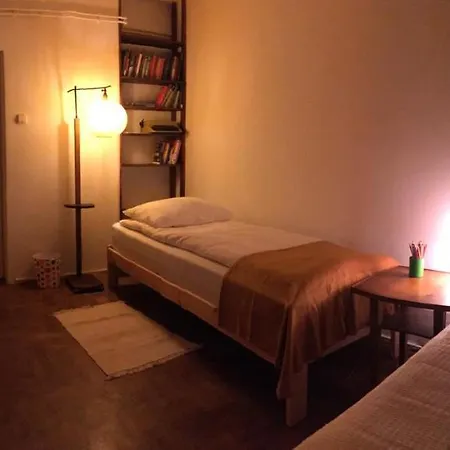 Topolowa 16- Apartament W Stylu Prl